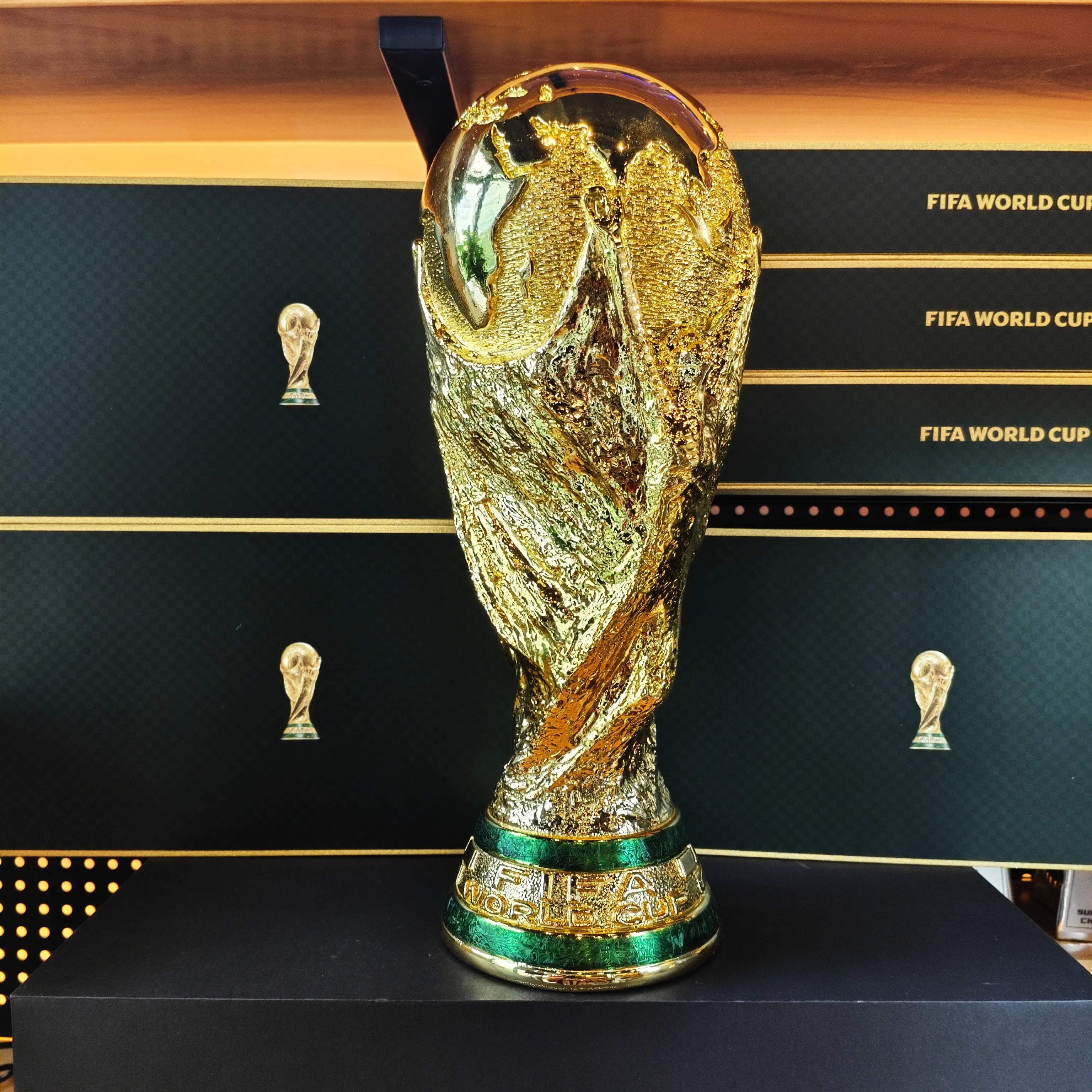 [Upgraded Resin Version ]-[With 2026 Spain Champion Team Name] High-Quality World Cup Hercules Cup Replica Trophy